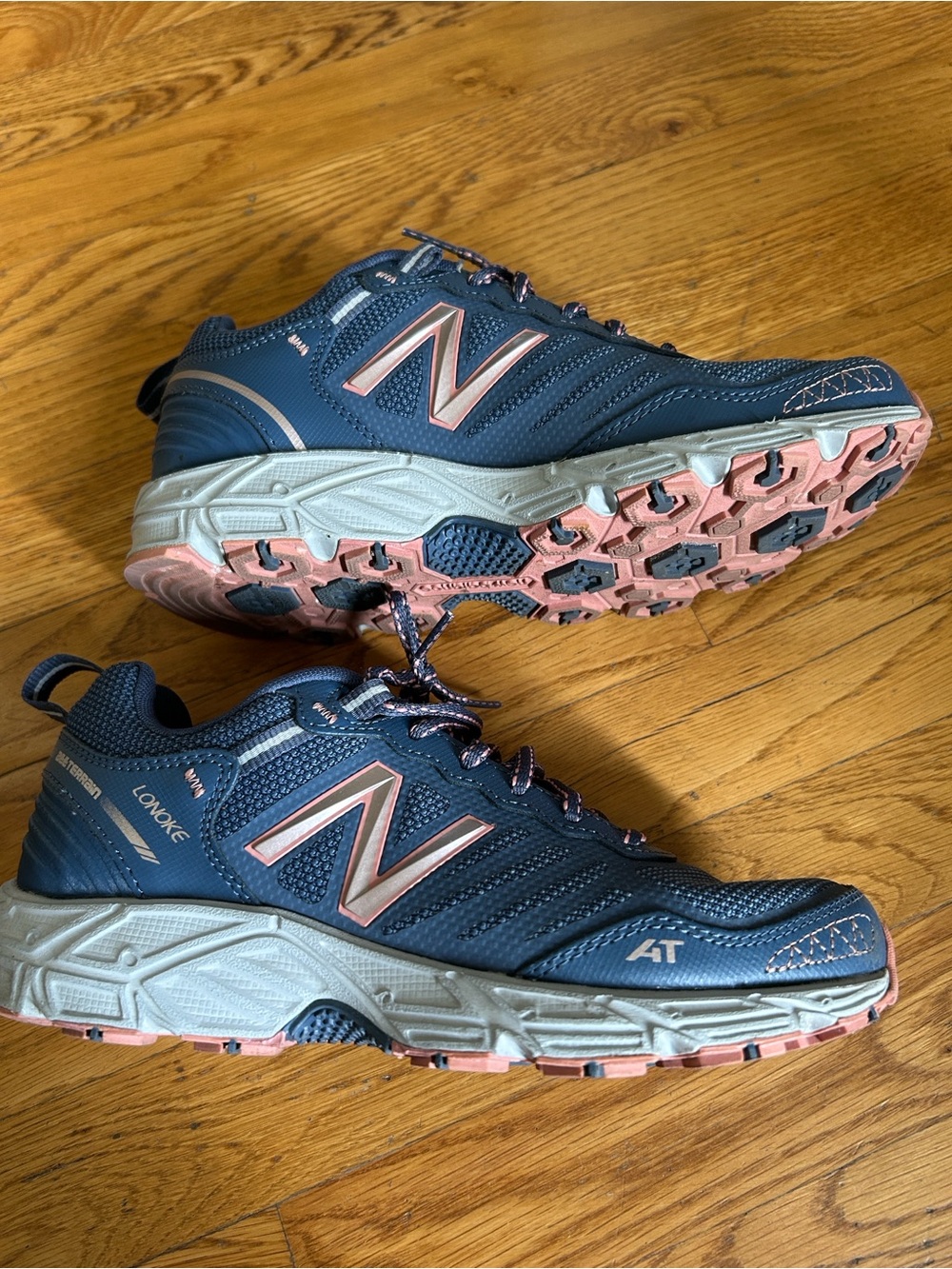 New Balance Women's All terrain trail blue Sneakers - Picture 4 of 8